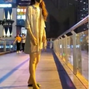 汤不热高挑尤物HeelSEXY私房互动1V1.5G妩媚撩人