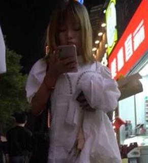 太丰满了推特旗袍美女空档街拍视频88部50G