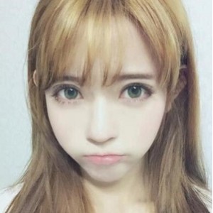 国内私拍粉嫩洋娃娃足技视频1部1G太水灵