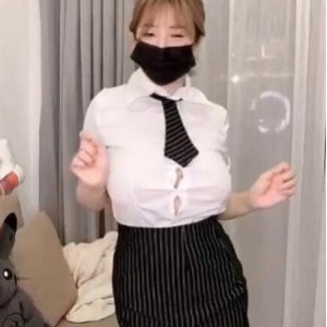 40.9G抖音大球姬周大萌88部丰满稀缺合集
